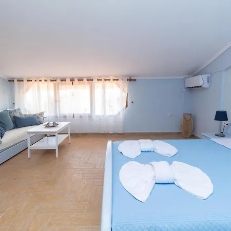 Villa Y Sea View