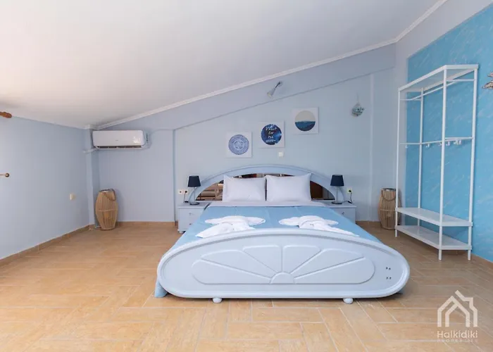 Y Sea View Вилла